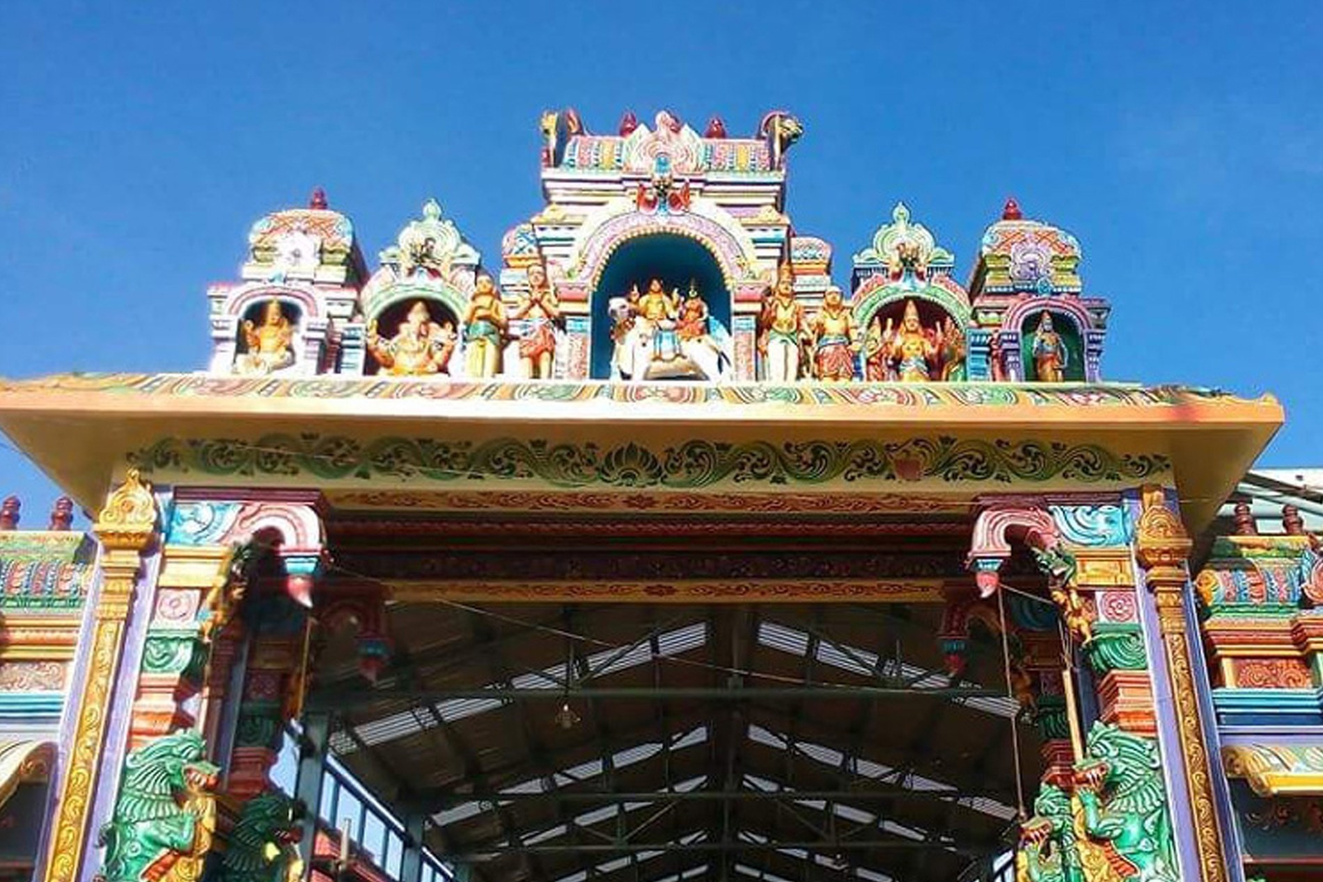 Thirunallar Saniswaran Temple